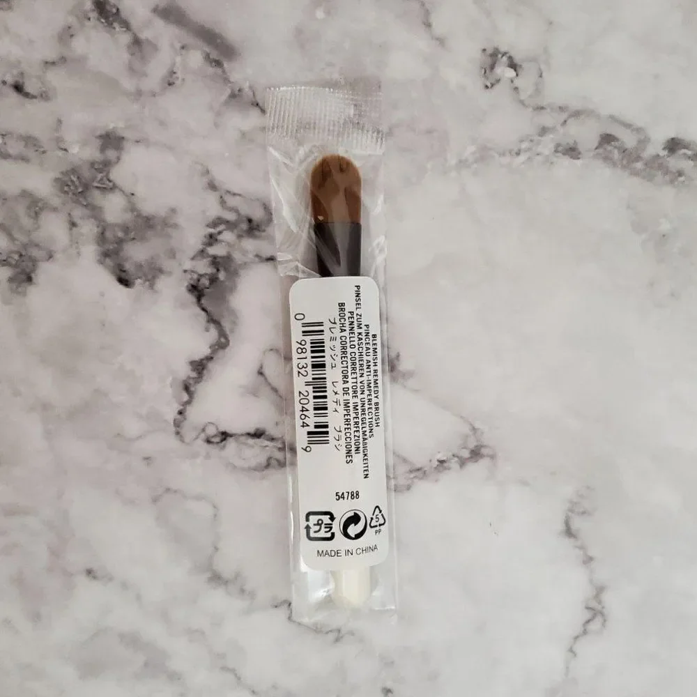 BareMinerals Blemish Remedy Brush